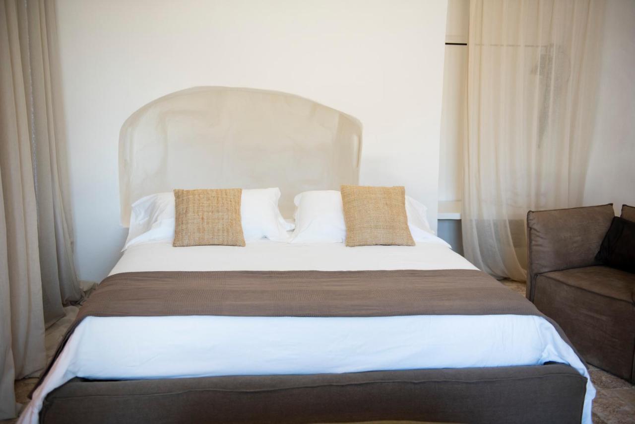 Arya Nobile Dimora Hotel กาโรวิญโญ ภายนอก รูปภาพ