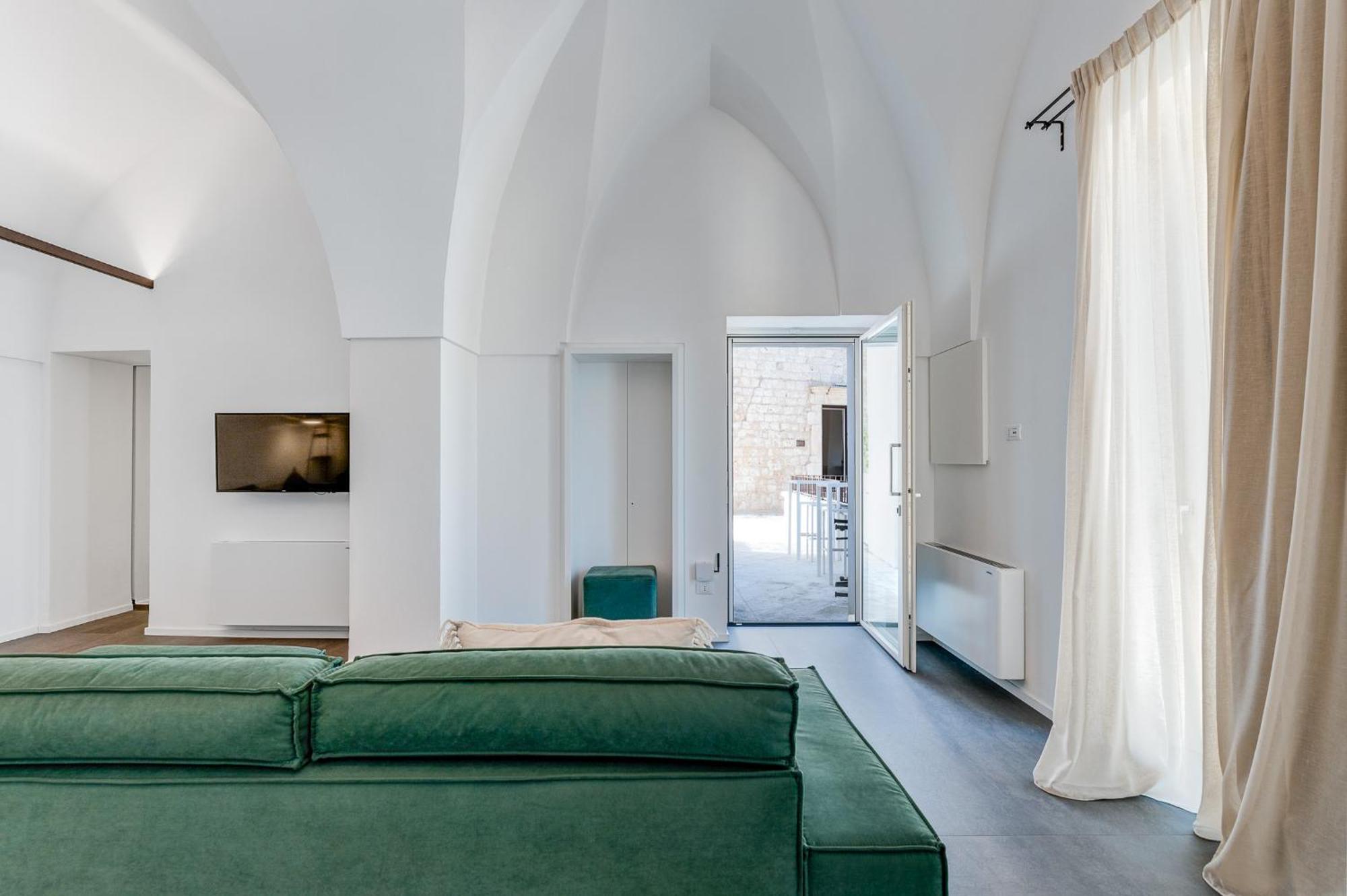 Arya Nobile Dimora Hotel กาโรวิญโญ ภายนอก รูปภาพ