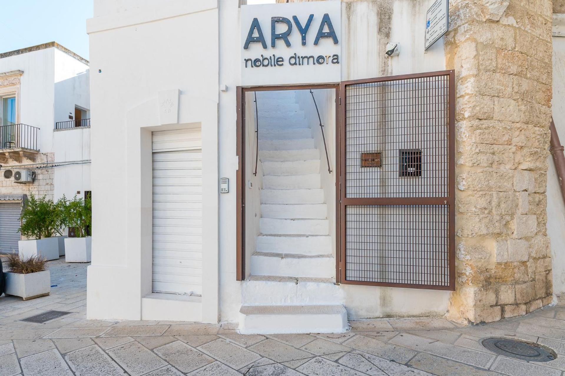 Arya Nobile Dimora Hotel กาโรวิญโญ ภายนอก รูปภาพ